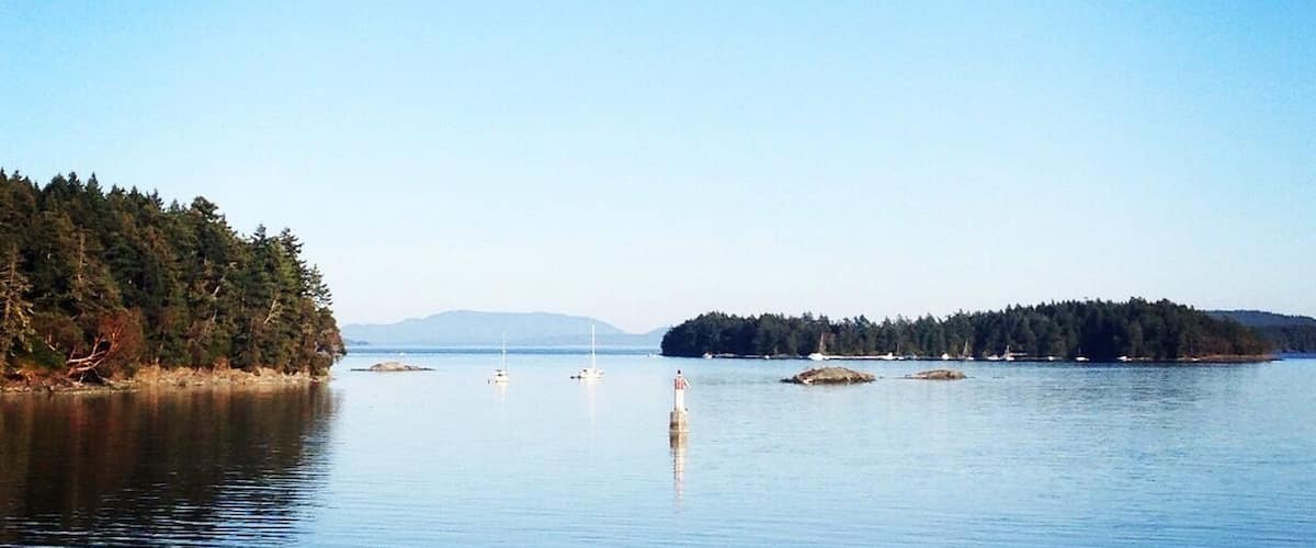 Sit by the ocean, shop the Saturday Farmer's market, or sample the island-made wines and goat's cheese on Salt Spring island.