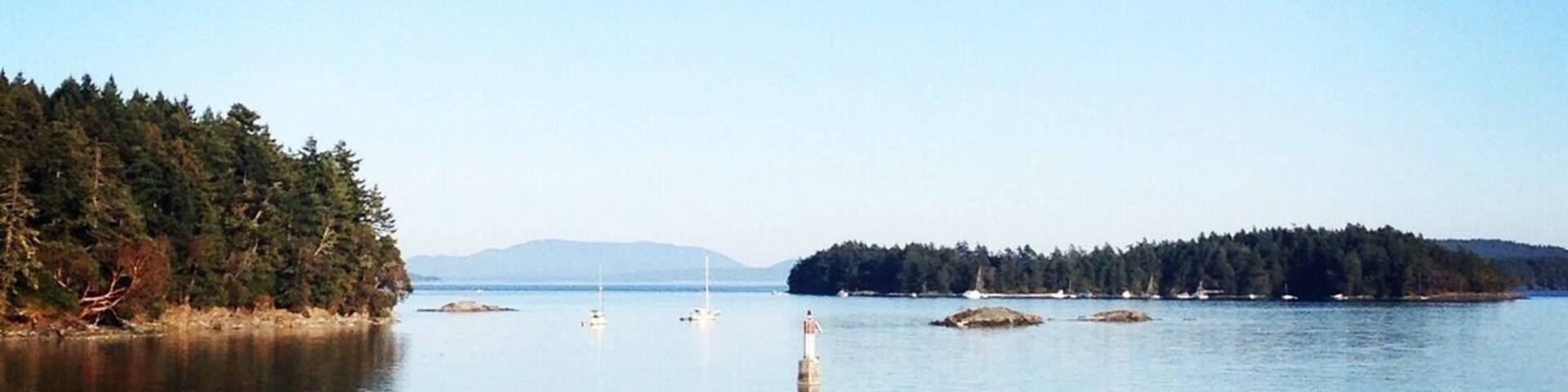 Sit by the ocean, shop the Saturday Farmer's market, or sample the island-made wines and goat's cheese on Salt Spring island.