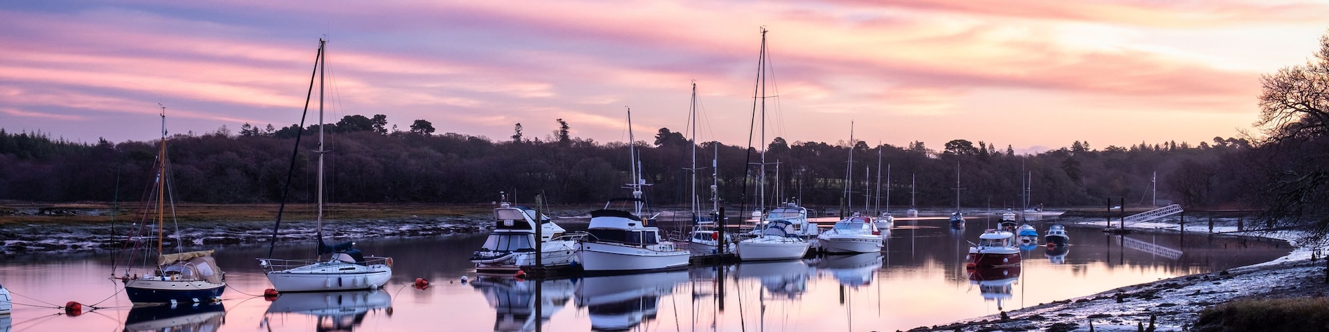 Early morning sunrise at bucklers hard in the new forest