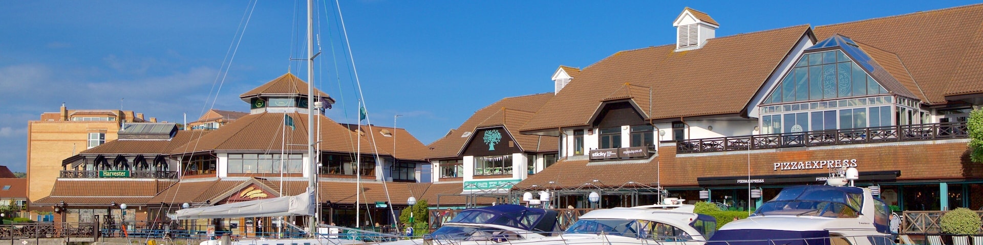 Port Solent mostrando uma marina