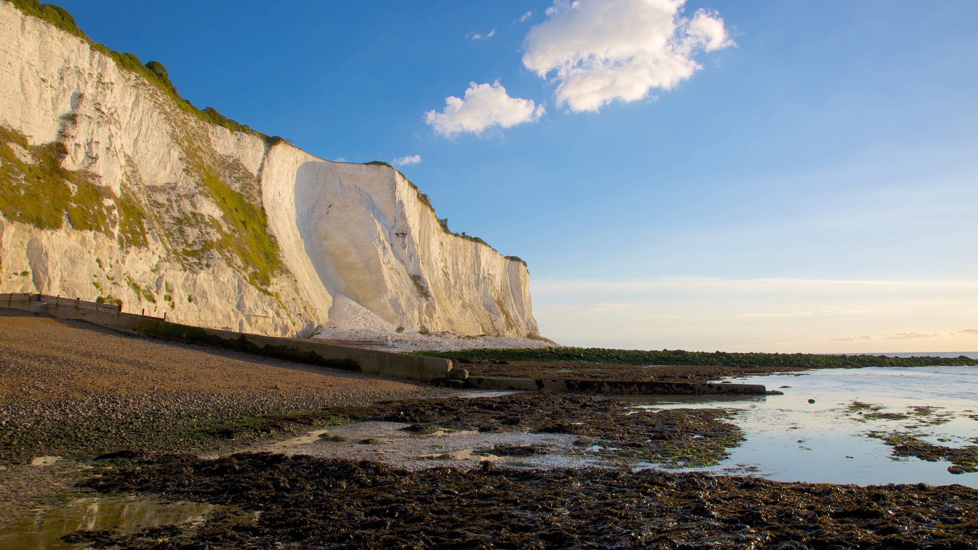 White Cliffs of Dover showing landscape views and a pebble beach