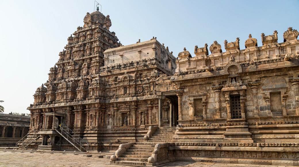 Airavatesvara Temple is a Hindu temple of Dravidian architecture located in the town of Darasuram, near Kumbakonam, Thanjavur District in the South Indian state of Tamil Nadu.