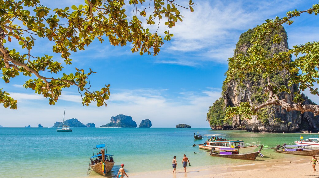 Bãi biển Phra Nang