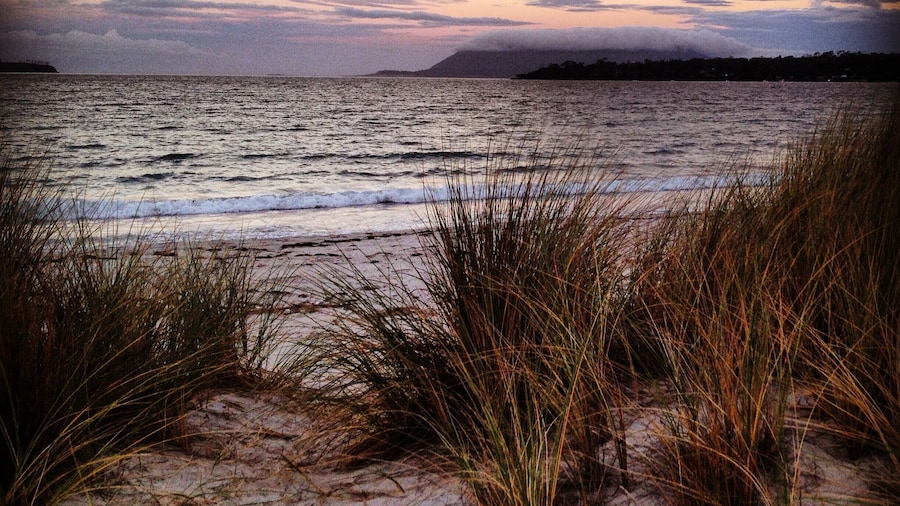 The view to Maria Island from Orford Beach. #weekendgetaway #australia #sunset