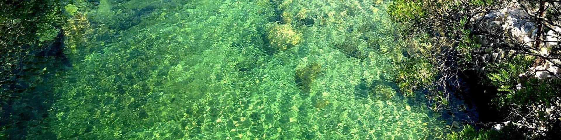 This whole stretch of river has great places for wild swimming