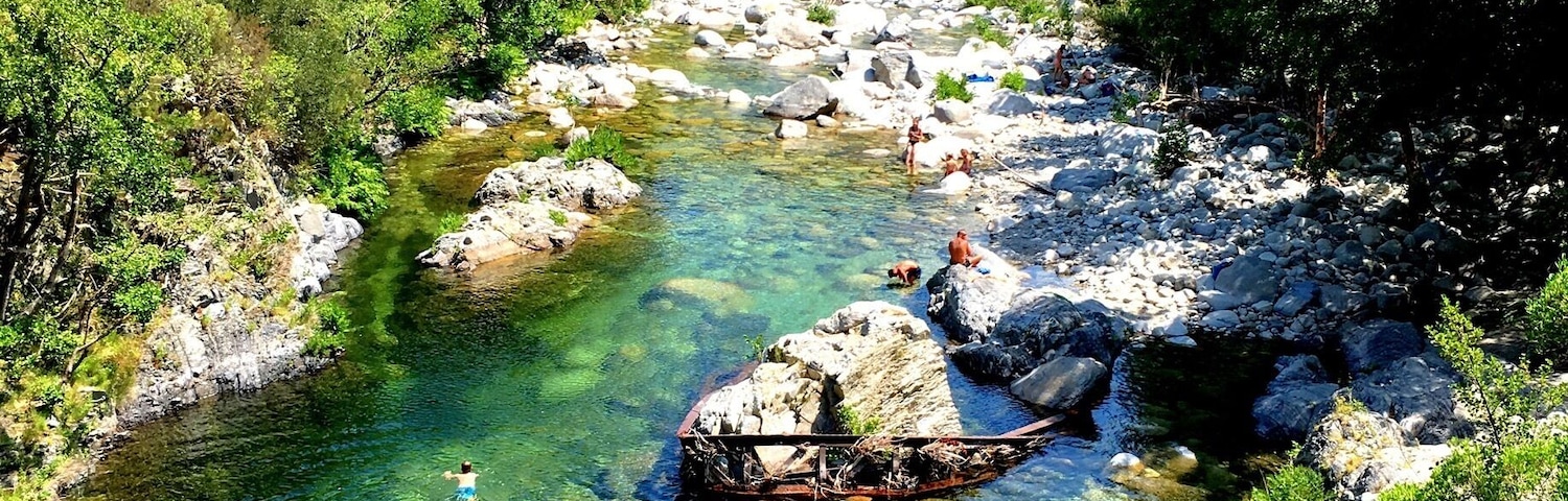 This whole stretch of river has great places for wild swimming