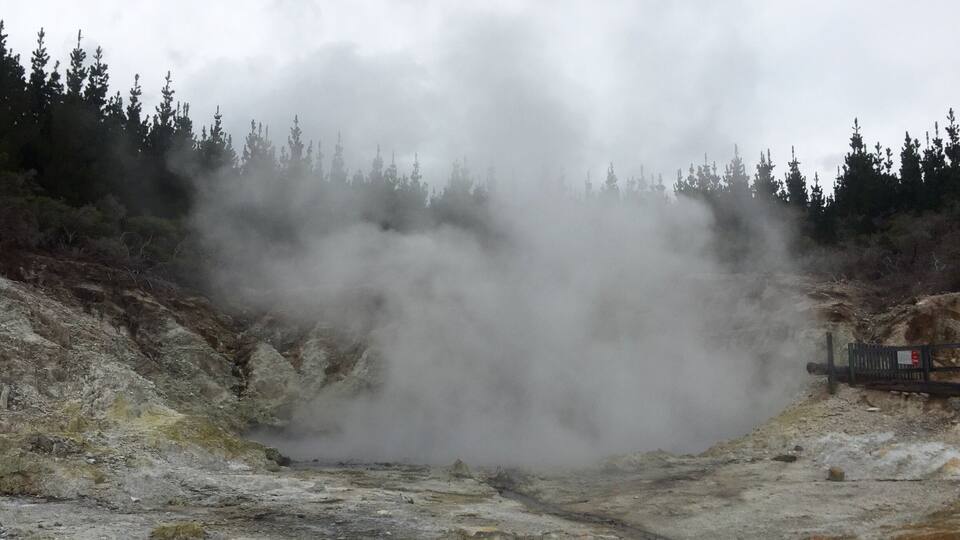 This place was interesting. If you've never seen geothermal activity before it's super interesting. Huge area that takes about an hour to walk. I still liked wai-o-tupo "better", if I had to pick one... But they both are very different and it was pretty cool to see all the bubbling mud. And if your already there to soak in the mud and use the spa, checking out the grounds in a no brainer