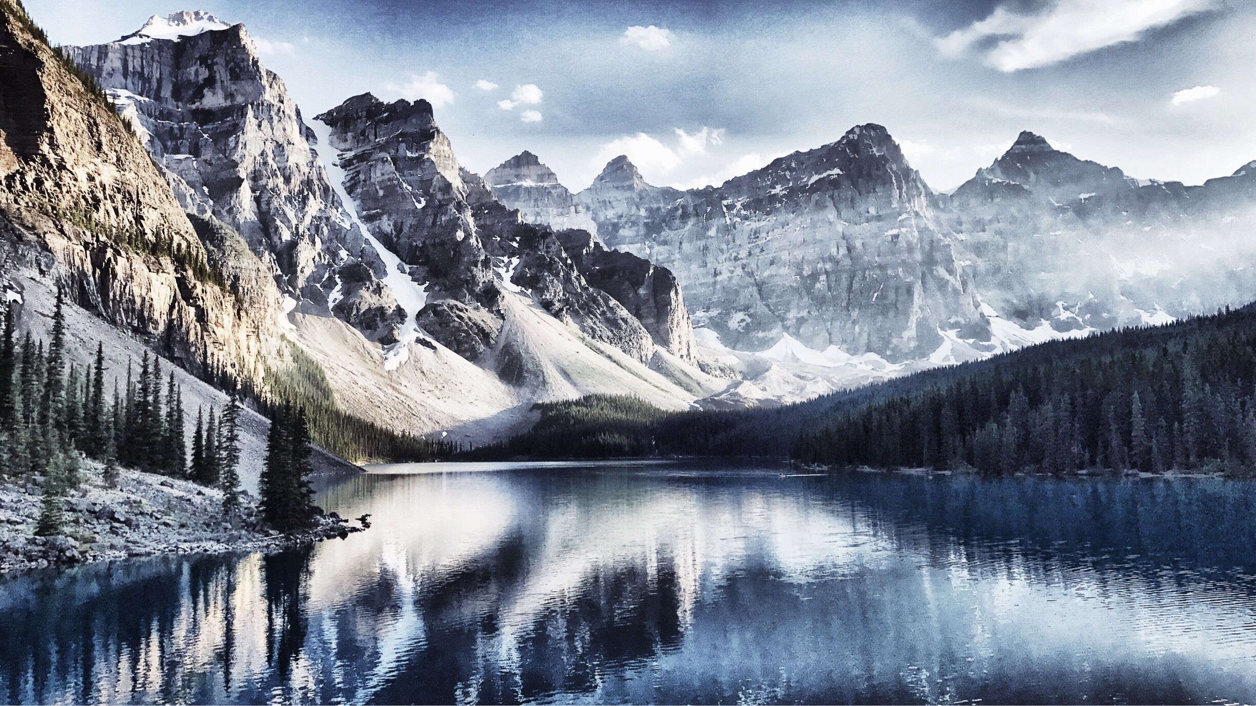 A must see in Canadian Rockies, near the famous Lake Louise 
#TakeAhike, #National Park
#AquaTrove