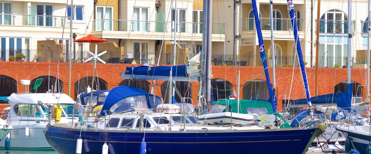 Sovereign Harbour showing a marina and a bay or harbor