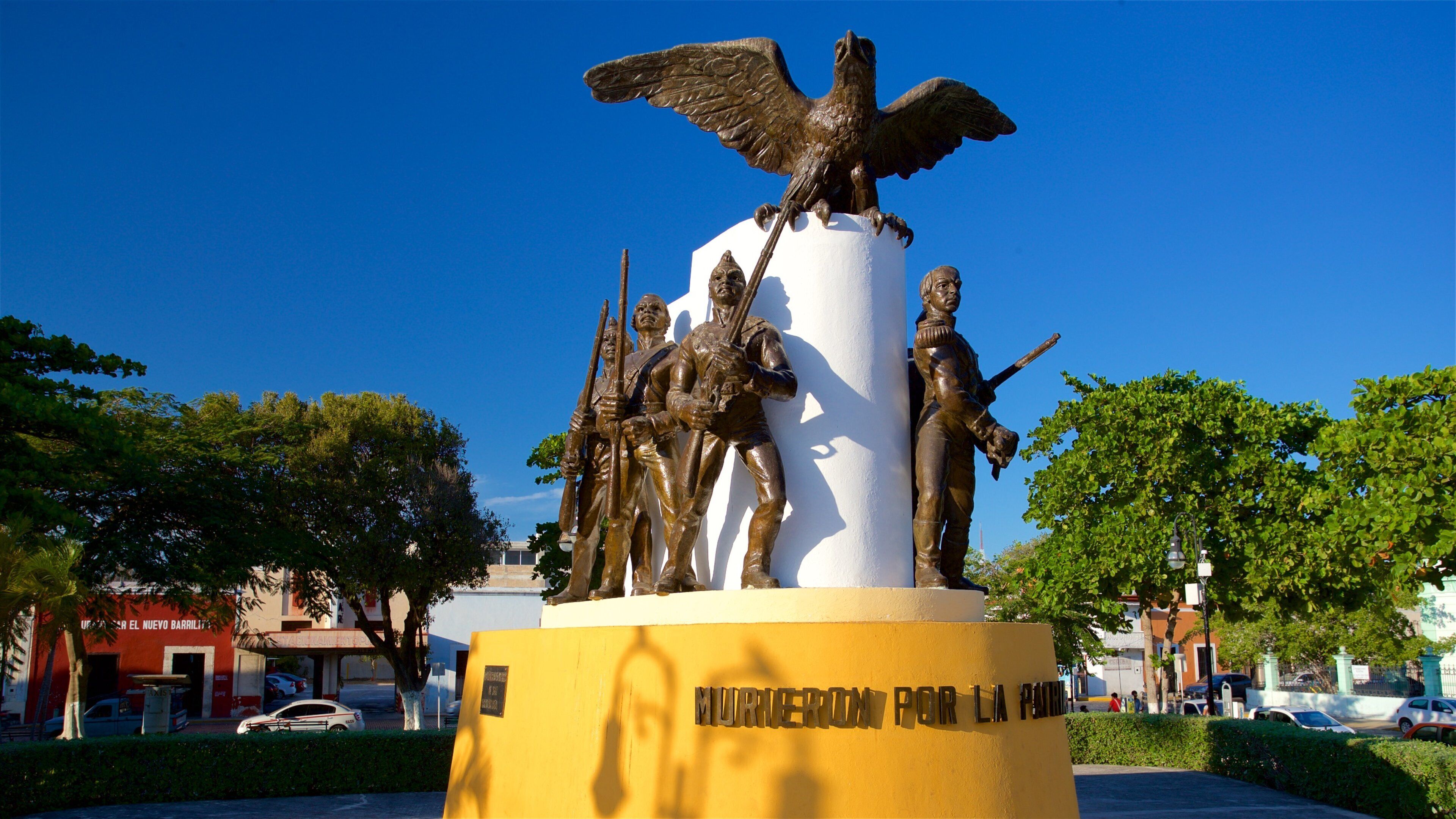 Parque de La Mejorada featuring a park and a statue or sculpture
