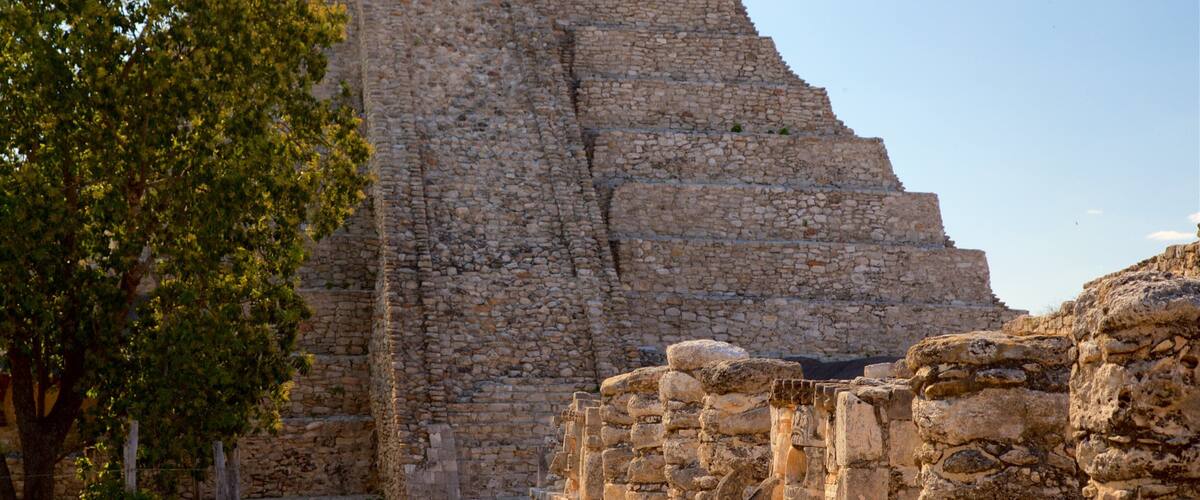 Maya-Ruinenstadt Mayapán mit einem historische Architektur