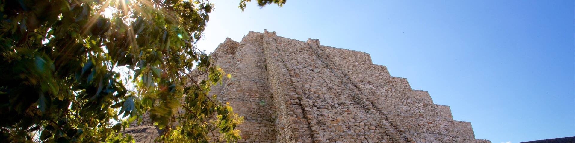 Mayapan Mayan Ruins showing heritage architecture