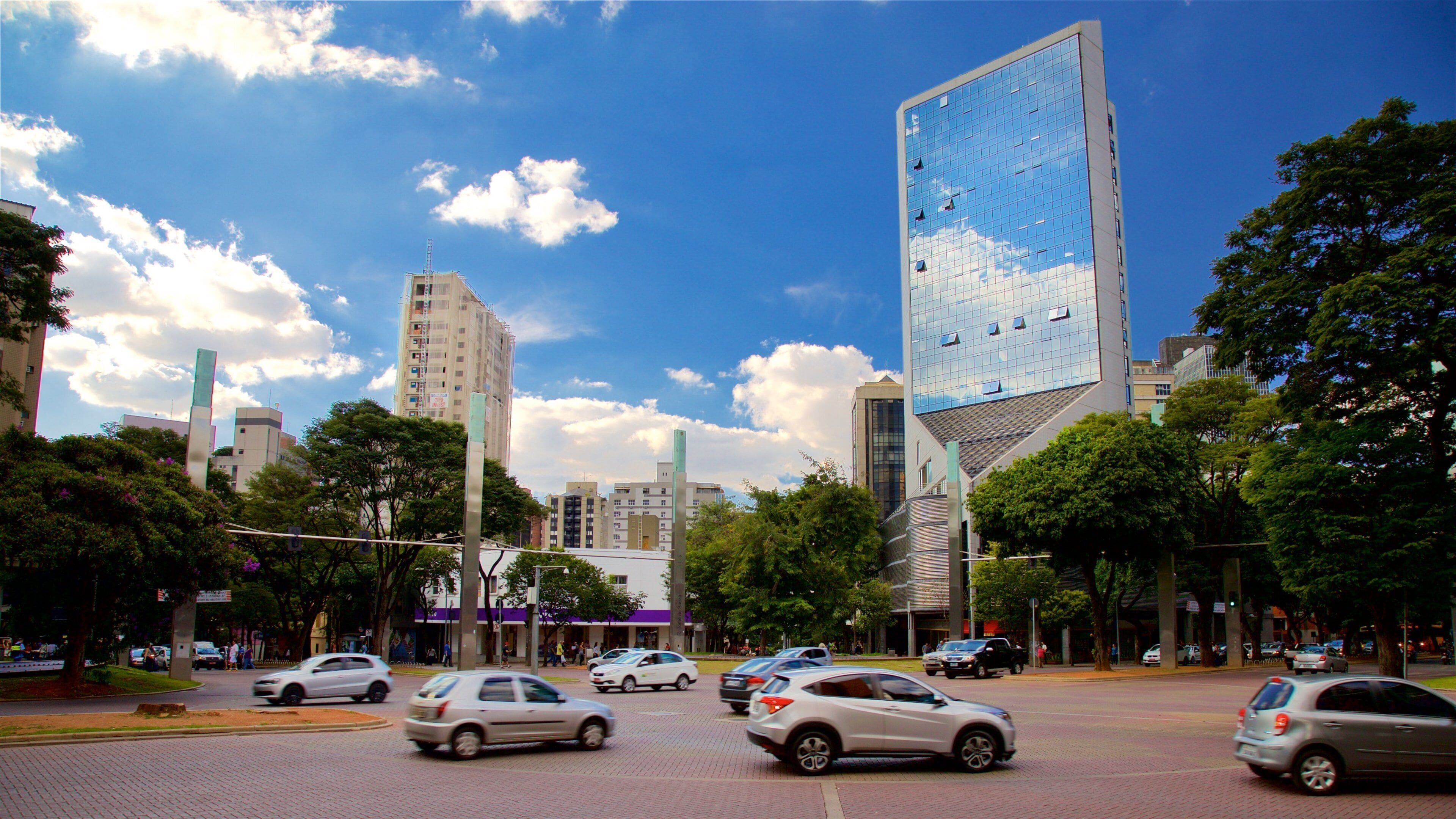Savassi Square which includes a city and a skyscraper