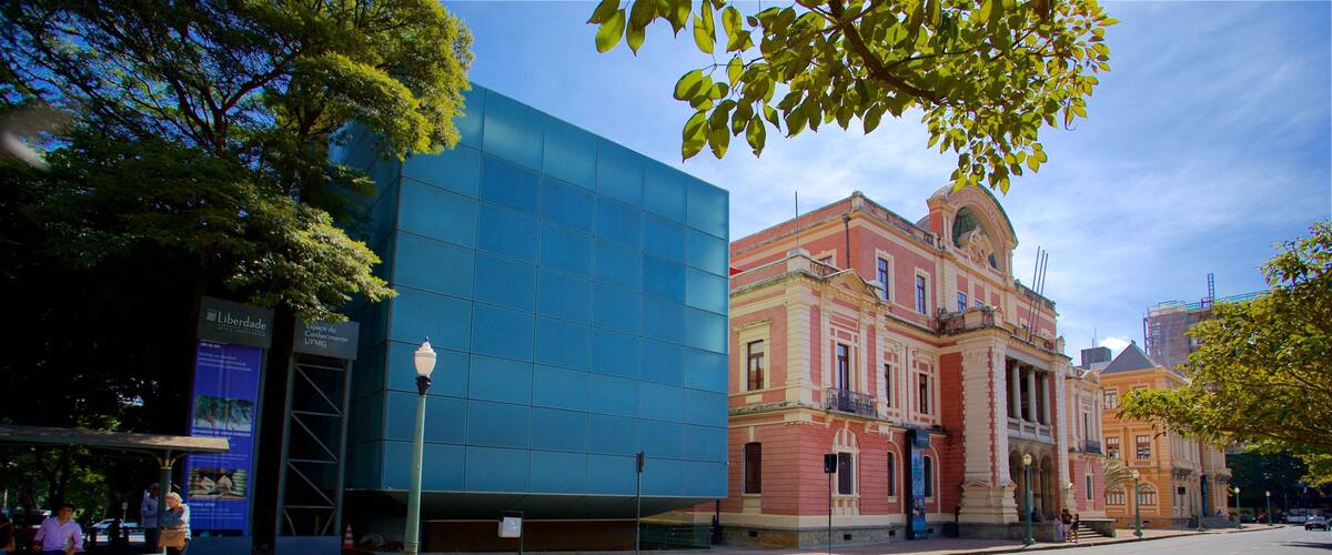 Tim UFMG Knowledge Space featuring heritage architecture and a city