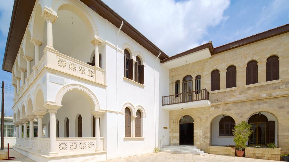 Byzantine Museum which includes heritage architecture