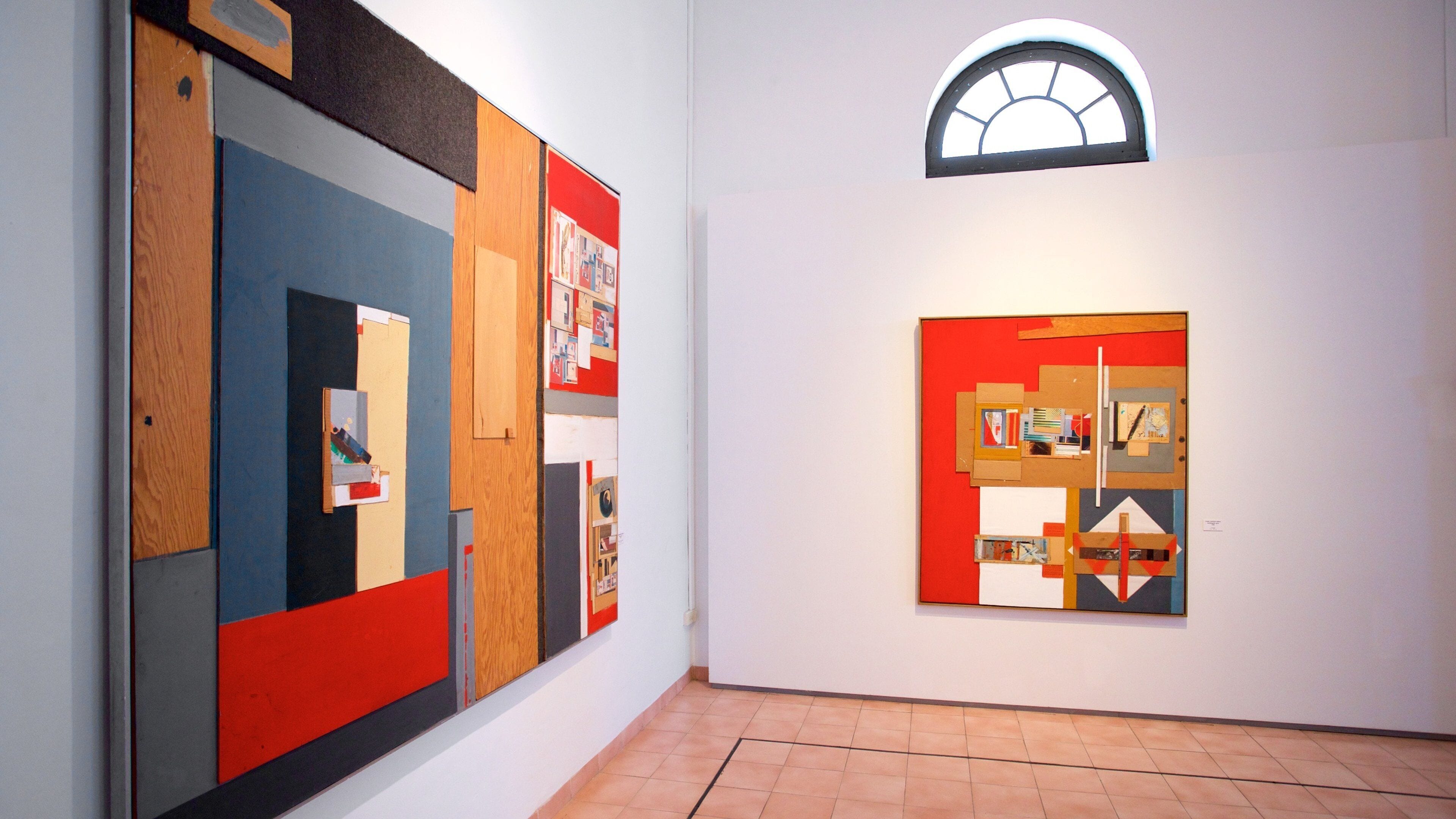 Macay Museum featuring interior views and art