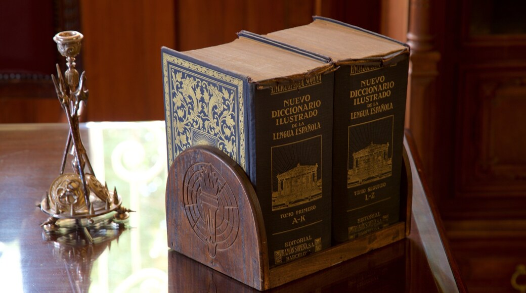 Casa Museo Montes Molina mostrando elementos del patrimonio y vistas interiores