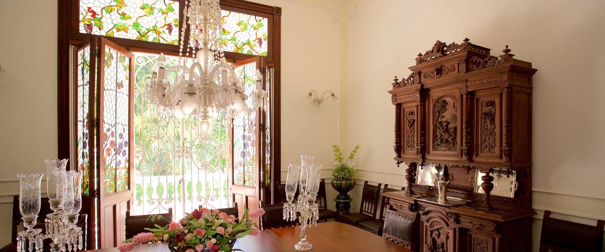 Casa Montes Molina qui includes vues intérieures, maison et patrimoine historique