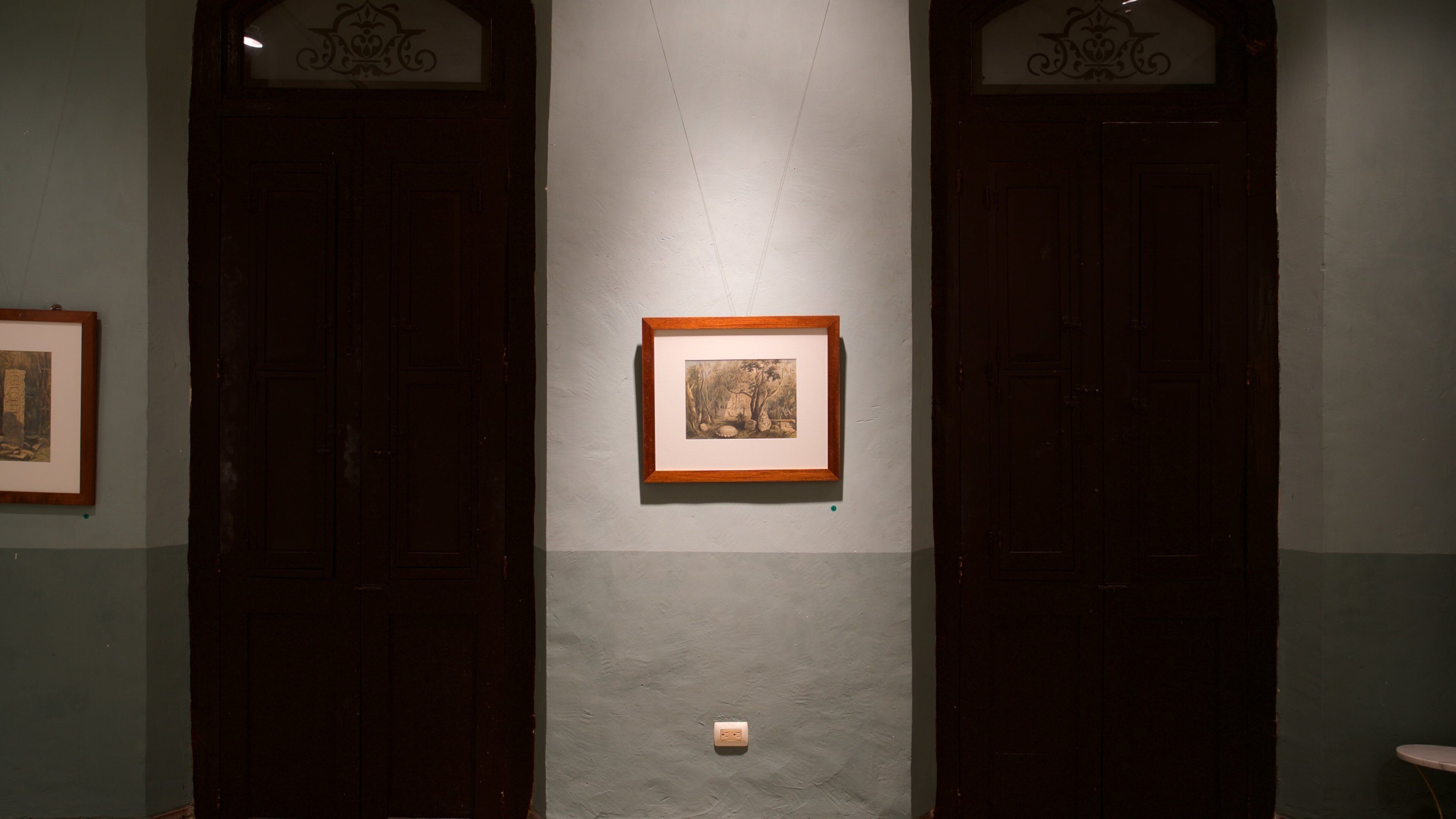 Casa Frederick Catherwood og byder på kunst og interiør