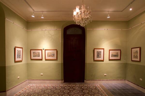 Casa Frederick Catherwood ofreciendo arte y vistas interiores