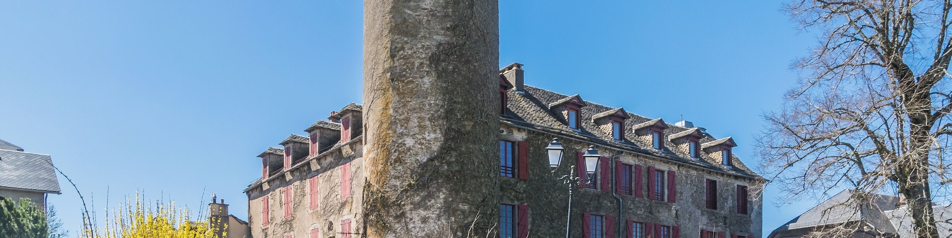This building is classé au titre des Monuments Historiques. It is indexed in the Base Mérimée, a database of architectural heritage maintained by the French Ministry of Culture, under the reference PA00094169 .
