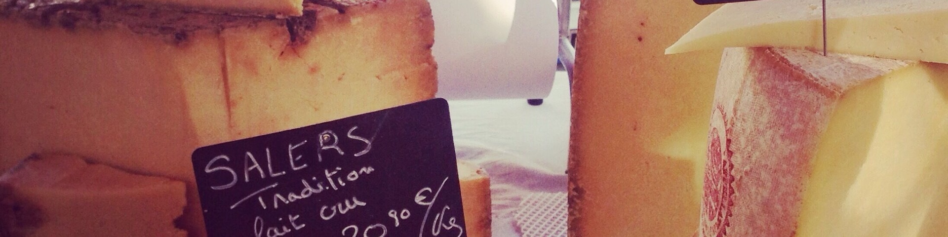 Every Saturday morning, there is a huge market in a nearby town. It takes about 30min to cycle there. And of course, this morning I went again (after sleeping in...there is nothing better than knowing you have absolutely nothing to do...apart from resting and leave all worries behind for just a while).
I got some Veg, Fruit, Bread, cheese all for less than 10 Euros. Surprisingly, especially Veg & Fruits are cheaper than in the supermarket and of much better quality! Last week-end we also grabbed some delicious olives which we later enjoyed on the patio while sipping on a glass of wine.
I also love that I get to practice my French - immersing yourself is the best way to do it. And the French love it when you try to speak their language...;)
Housesitting has changed my life. It'll always be part of it - that's for sure. Imagine living like a local for a while for next to nothing...why do holidays, if you can do this?
There are many housesits around which do not require you to look after a pet. Although, i do love having pets around and can't wait for my next housesit with a furry friend!
I highly recommend trustedhousesitters.com but also found some really good housesits on housecarers.com. Just create a profile, and start your adventure...(and for those of you who have kids - there are LOADS of family-friendly housesits). It's a brilliant way to do a holiday cheaply.
And now...please excuse me...my cheese is waiting for me...
#alifefullofserendipity #serendipitytess #travel #travelblog #housesit #housesitting #france #food #cheese #local #immersion