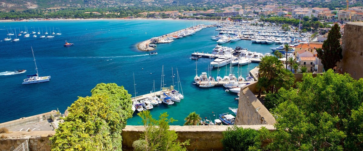 Chapelle de Notre Dame de la Serra which includes a coastal town and a marina