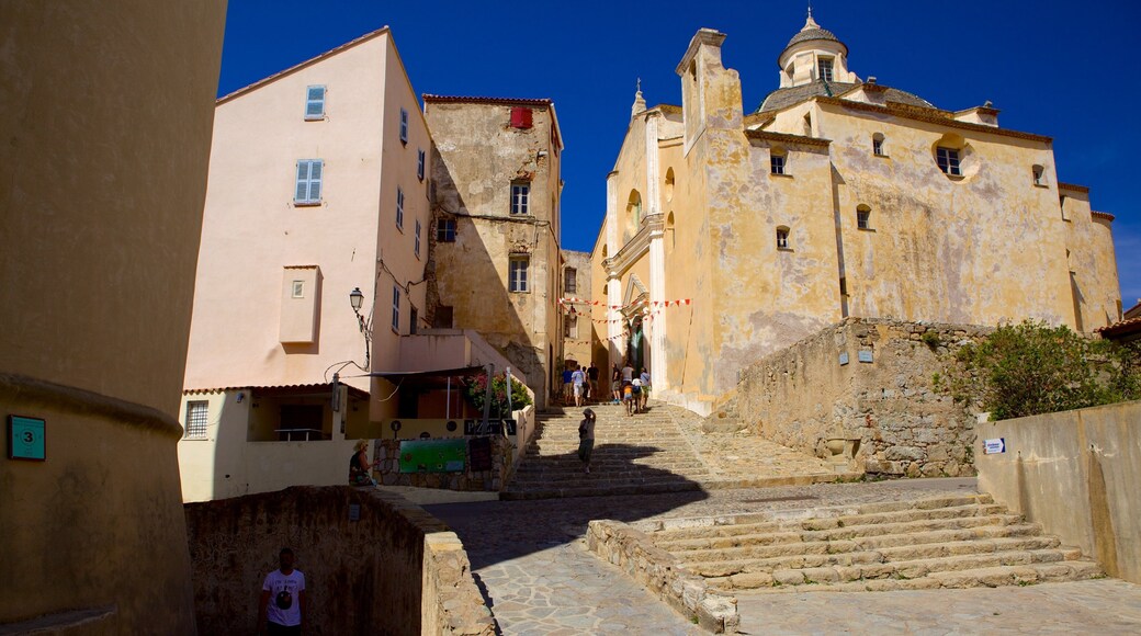 Chapelle de Notre Dame de la Serra showing street scenes and heritage architecture
