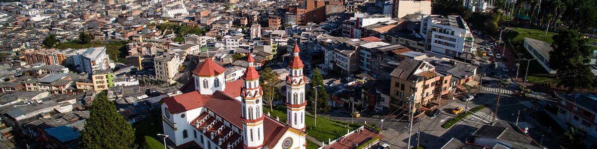 Vista Aerea de Catedral Basilica de Nuestra Señora del Rosario Manizales Caldas Colombia