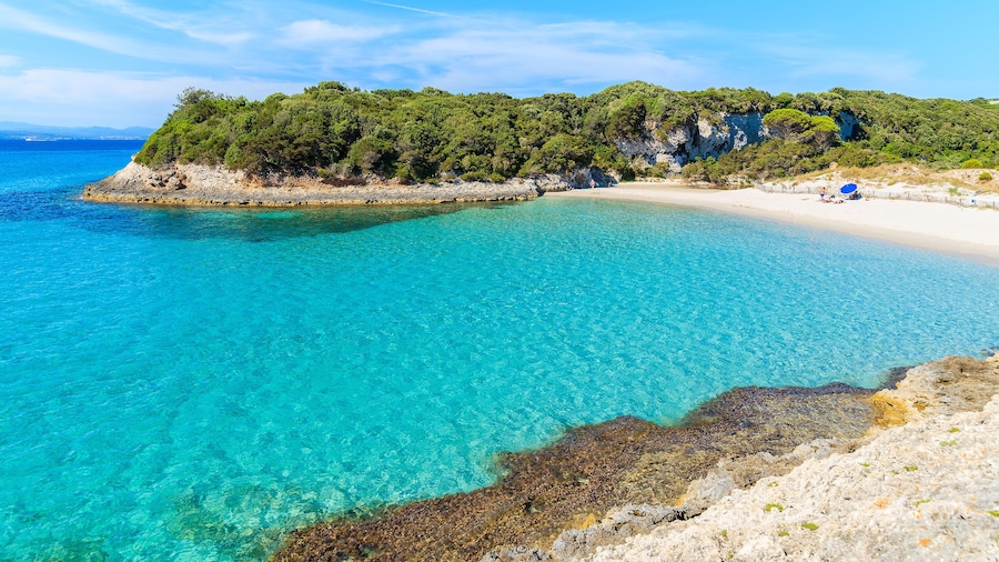 Bãi biển Petit Sperone
