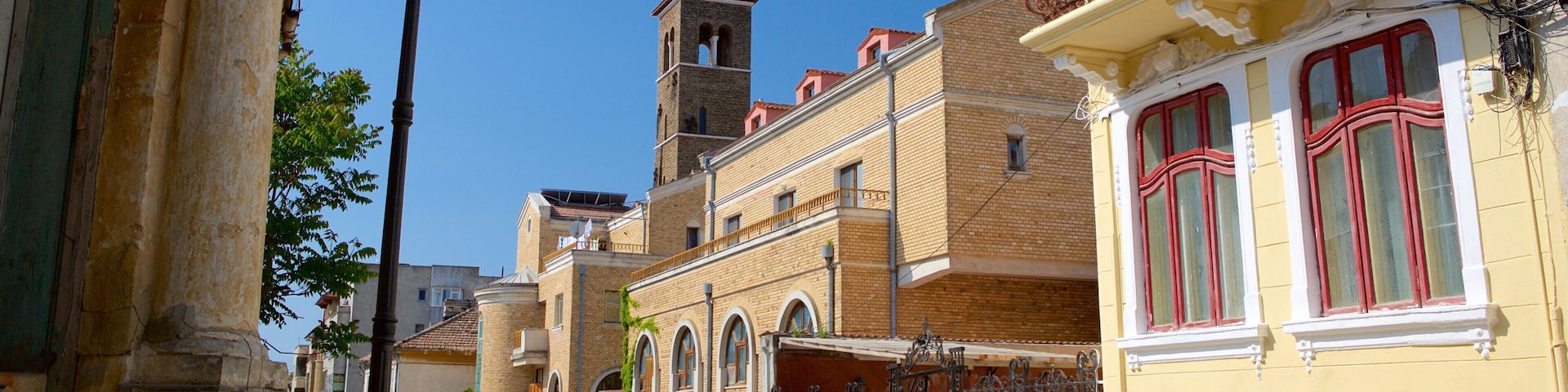 Constanza ofreciendo arquitectura patrimonial