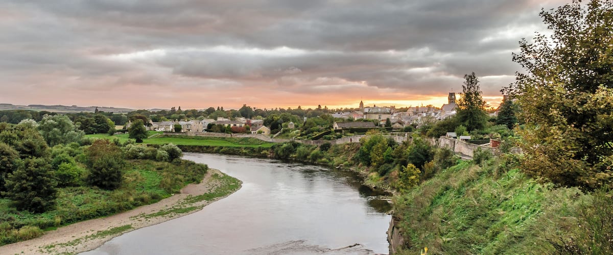 Driving from Scotland down to York on Thursday night and I passed through the border town of Coldstream, home of the famous Coldstream Guards and also the place my mother hails from. The sun was just setting and the bad weather was rolling in, so I took the opportunity to stop and snap a few shots handheld.