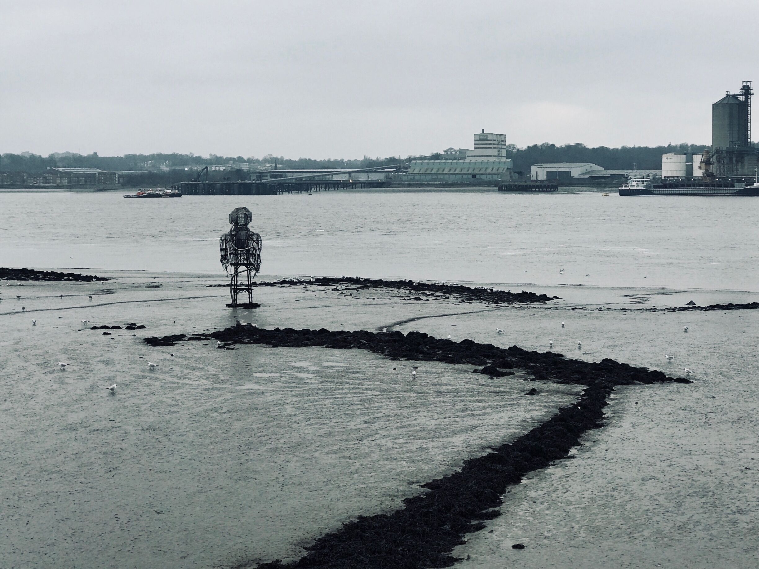 'The Diver: Regeneration'

Artist:John Kaufman.
Date: 2000.

Nearest station: Rainham.