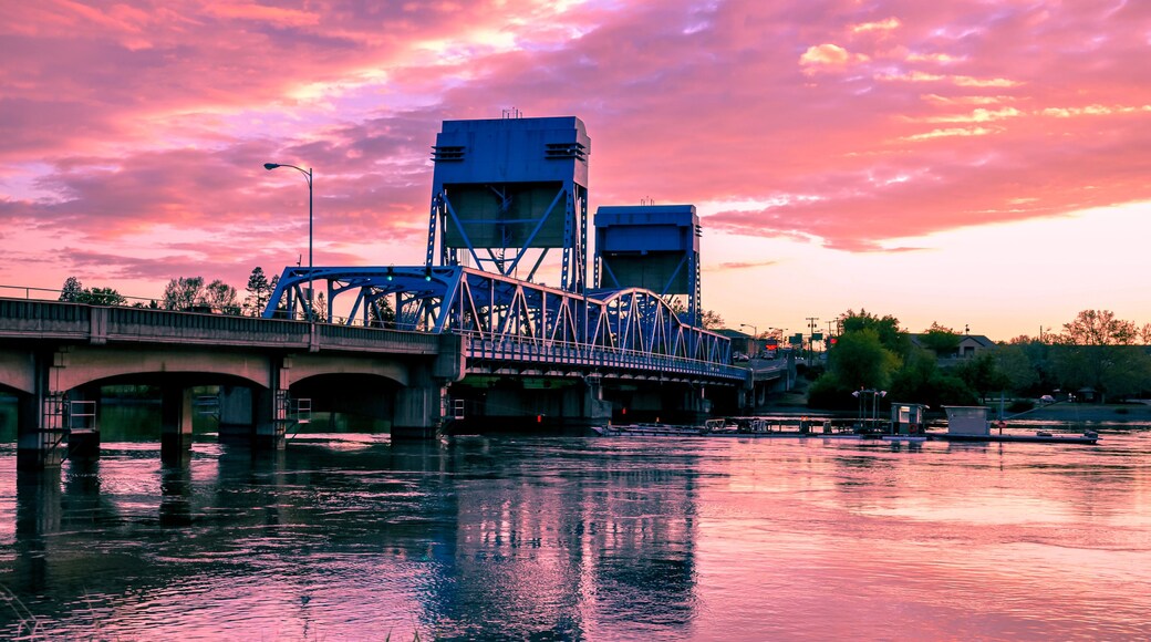 クラークストン