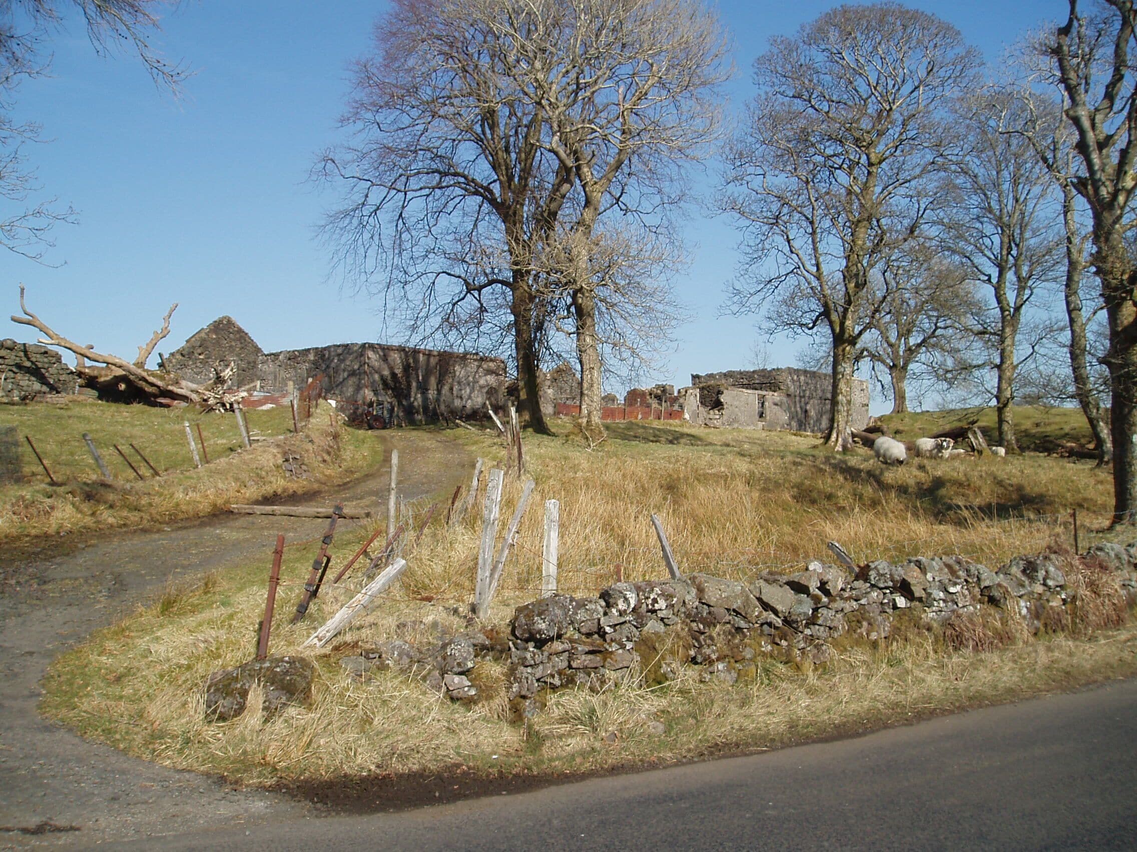 Ruined Farm buildings