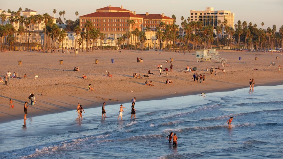 Santa Monica Beach showing a sunset, general coastal views and a beach