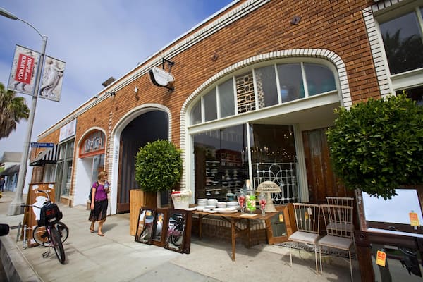 E6DR4R Antique Store, Abbot Kinney Blvd, Venice Beach, Los Angeles, California, USA.