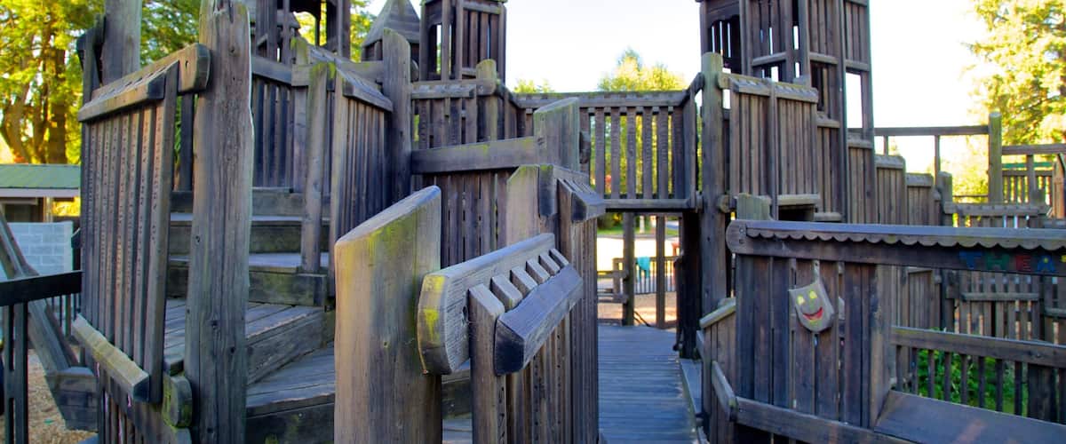 Azalea Park