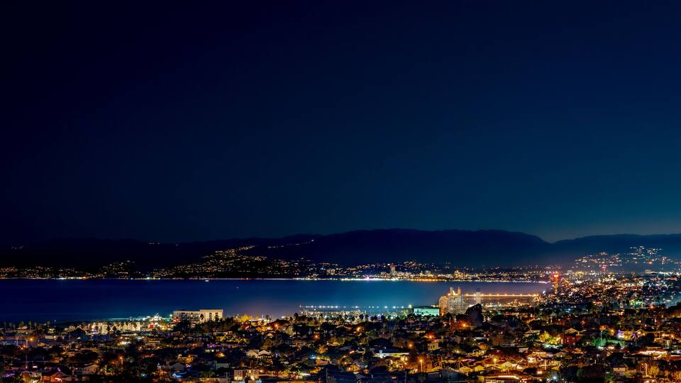 Night time along the coast of Southern California in the South Bay