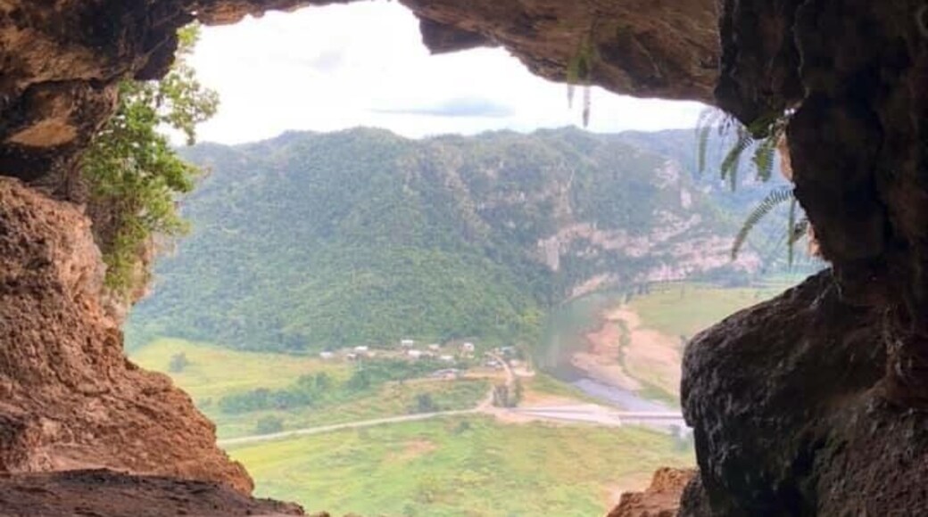 A hike that finishes with a scenic view of Puerto Rico.