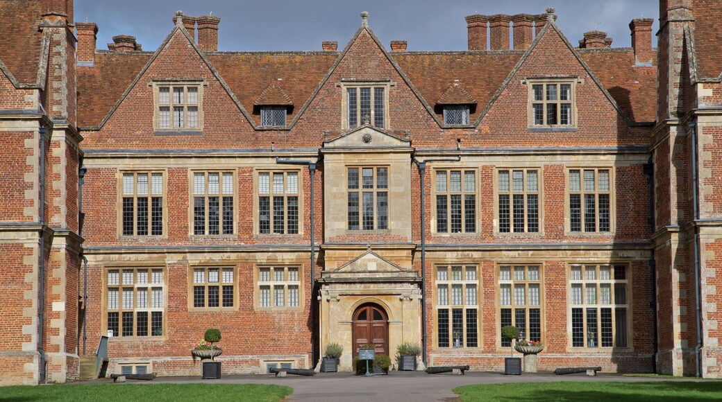 Shaw House showing heritage elements and a house
