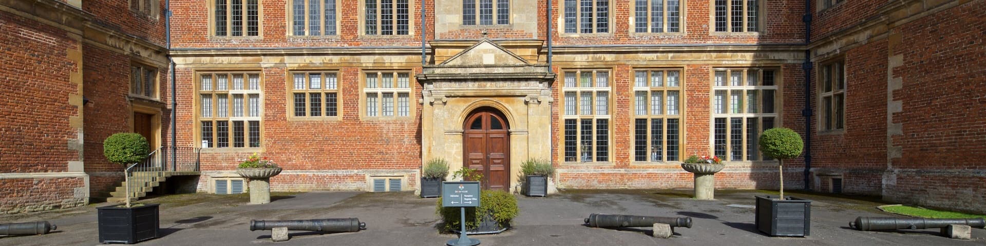 Shaw House featuring heritage elements