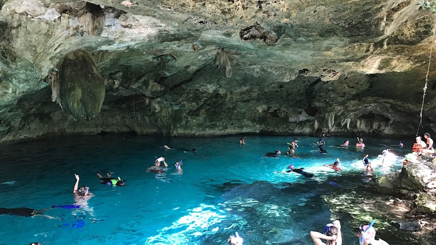 Dos Ojos Cenote in Mexico, great swimming hole with option for scuba diving through into cave of bats