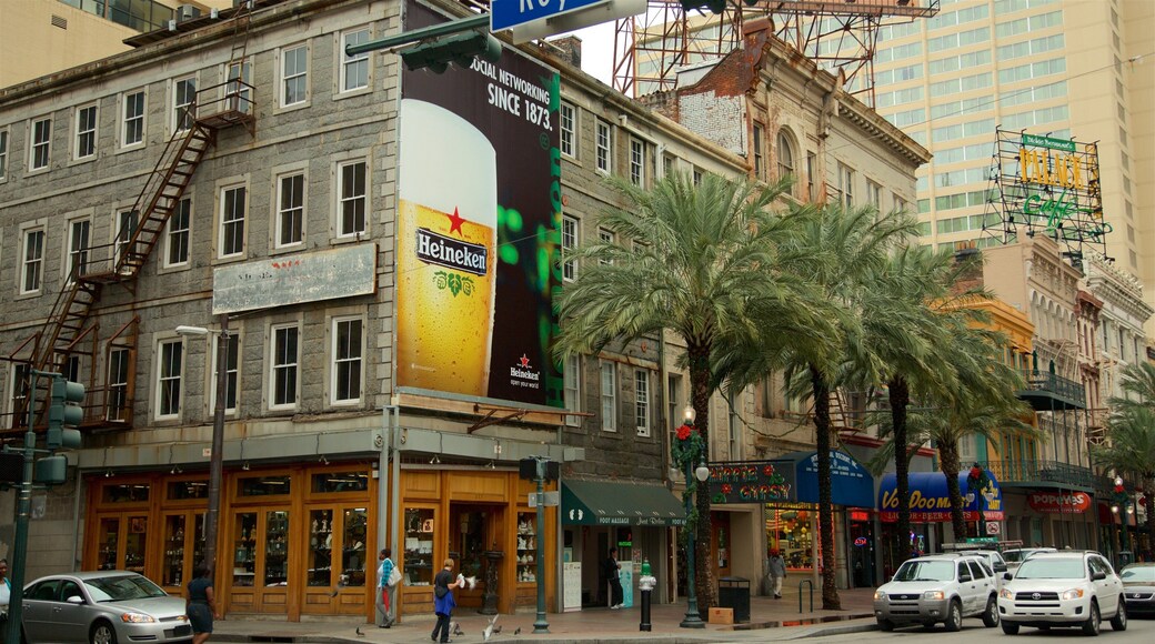 Canal Street som inkluderer skilt