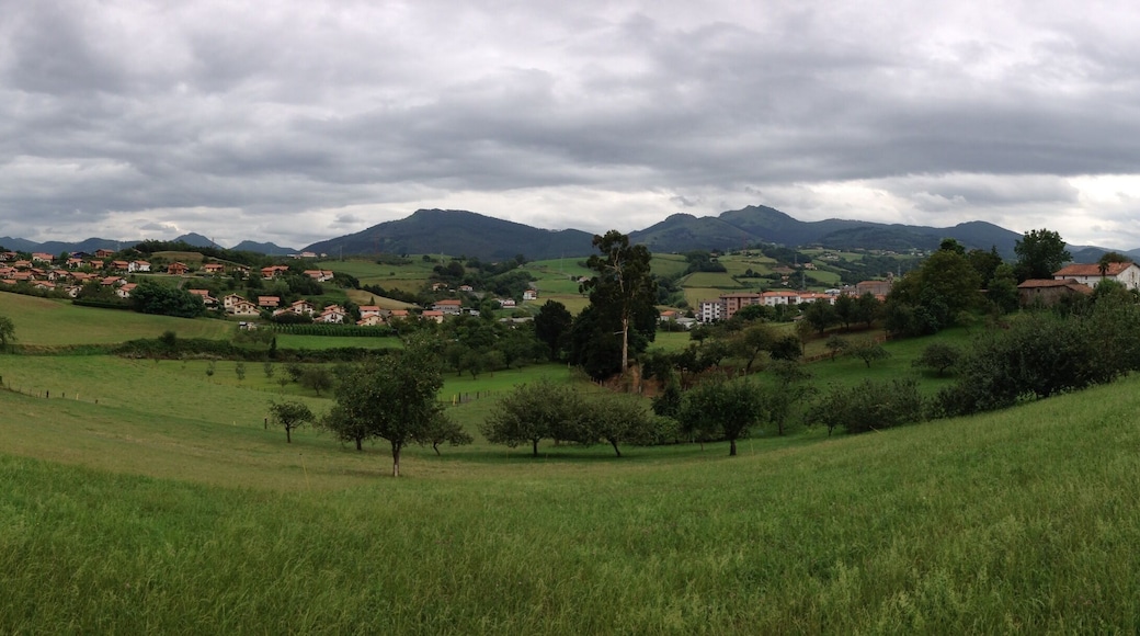 View from Elutxetako harkaitza.