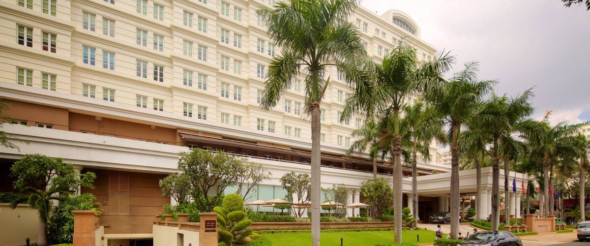 Parkson Plaza cho thấy khách sạn và kiến trúc di sản