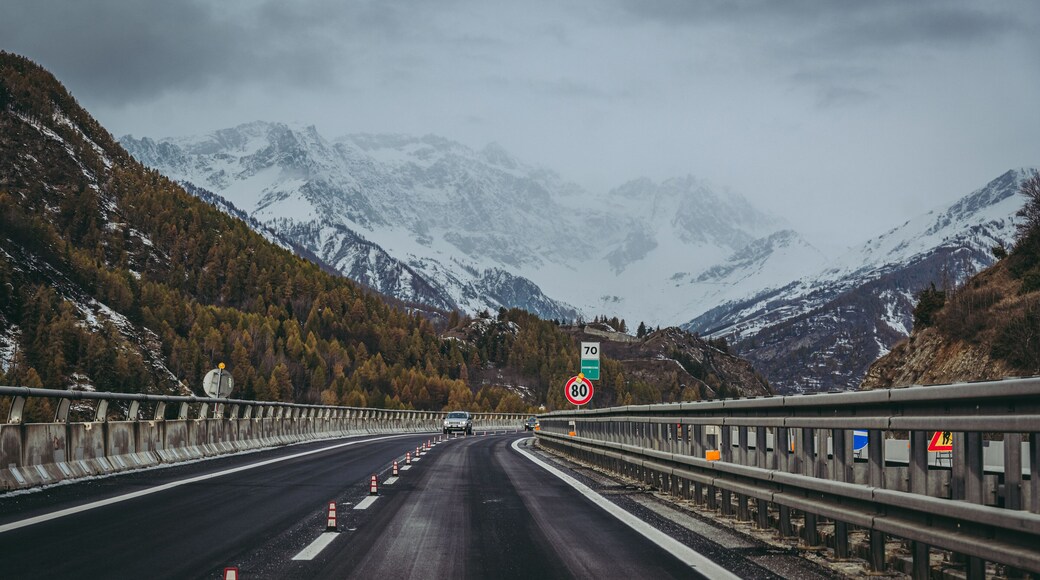 프레우스 로드 터널