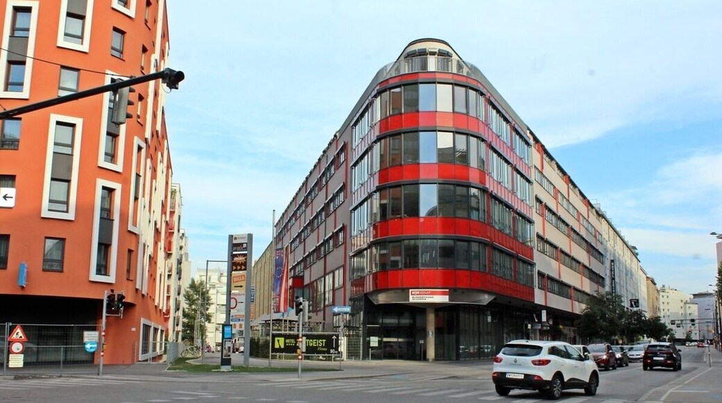 Just the nice building, one of many in the Vienna