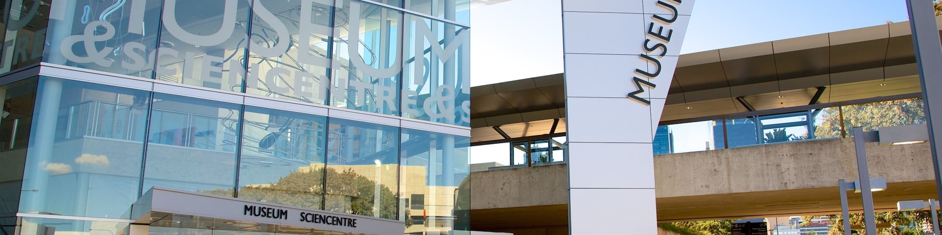 Queensland Museum showing modern architecture