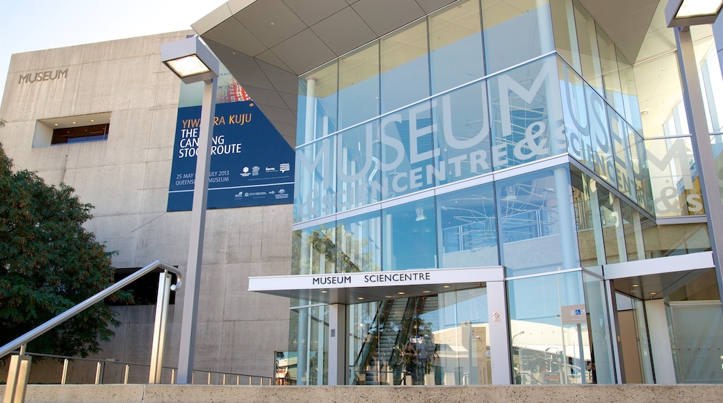 Queensland Museum showing modern architecture